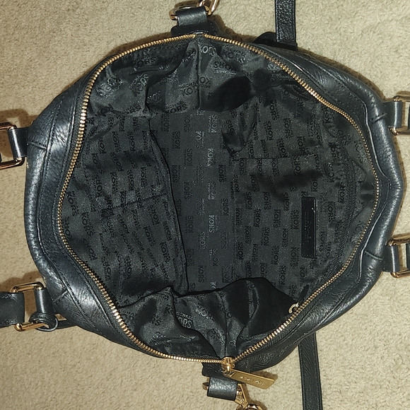 MK Handbag - Picture 7 of 10